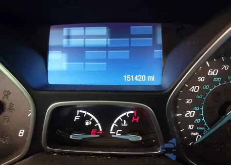 2014 Ford Focus Se z USA, uszkodzony, nr VIN 1FADP3K26EL187172